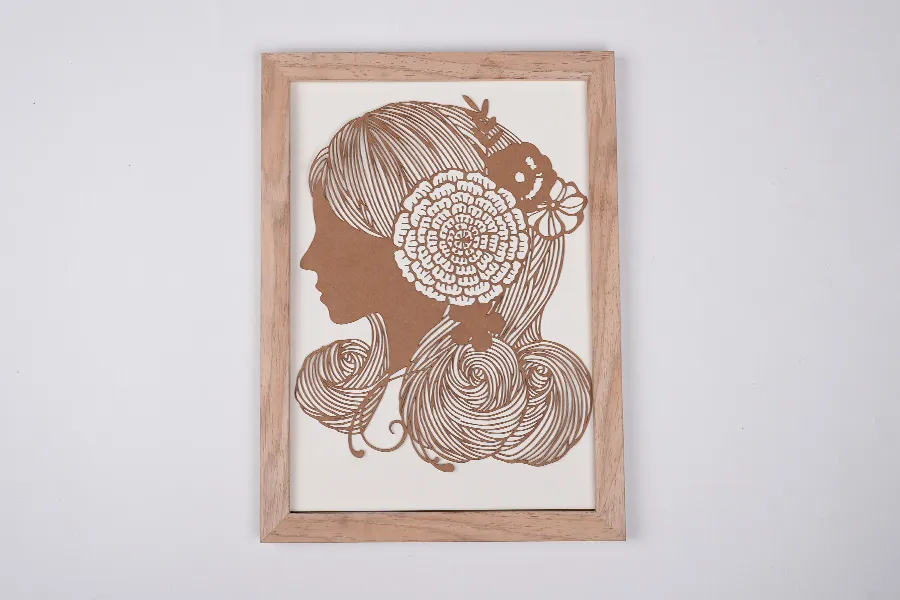 Female Paper-Cutting image 2