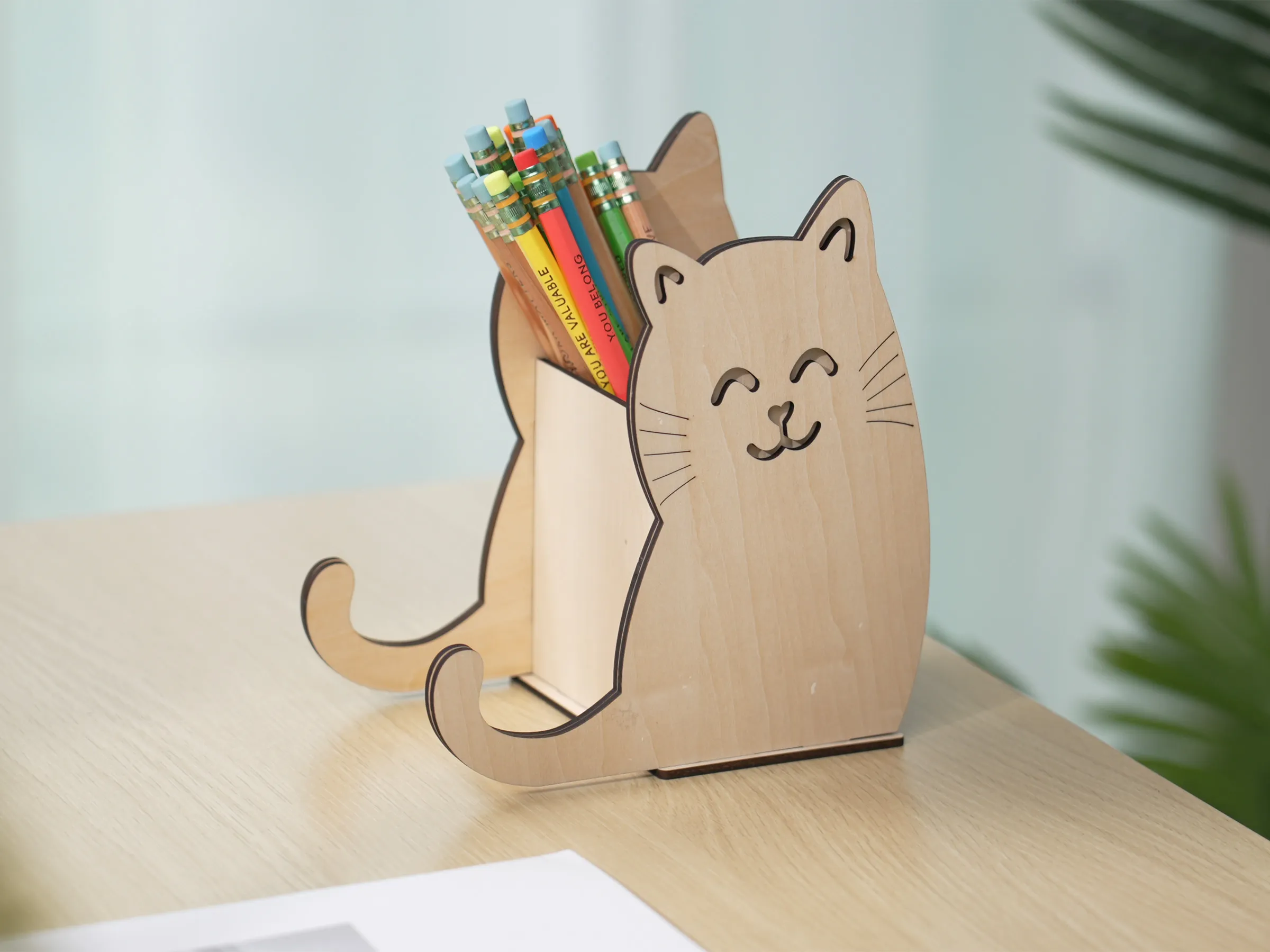 Wooden Cat Pen Holder image 1