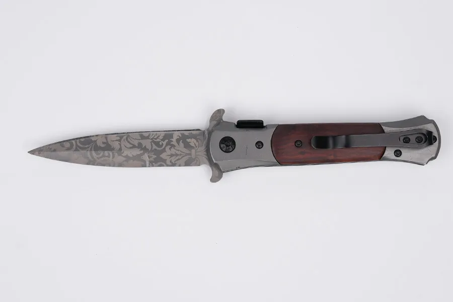 Patterned Survival Knife-Step2 -1