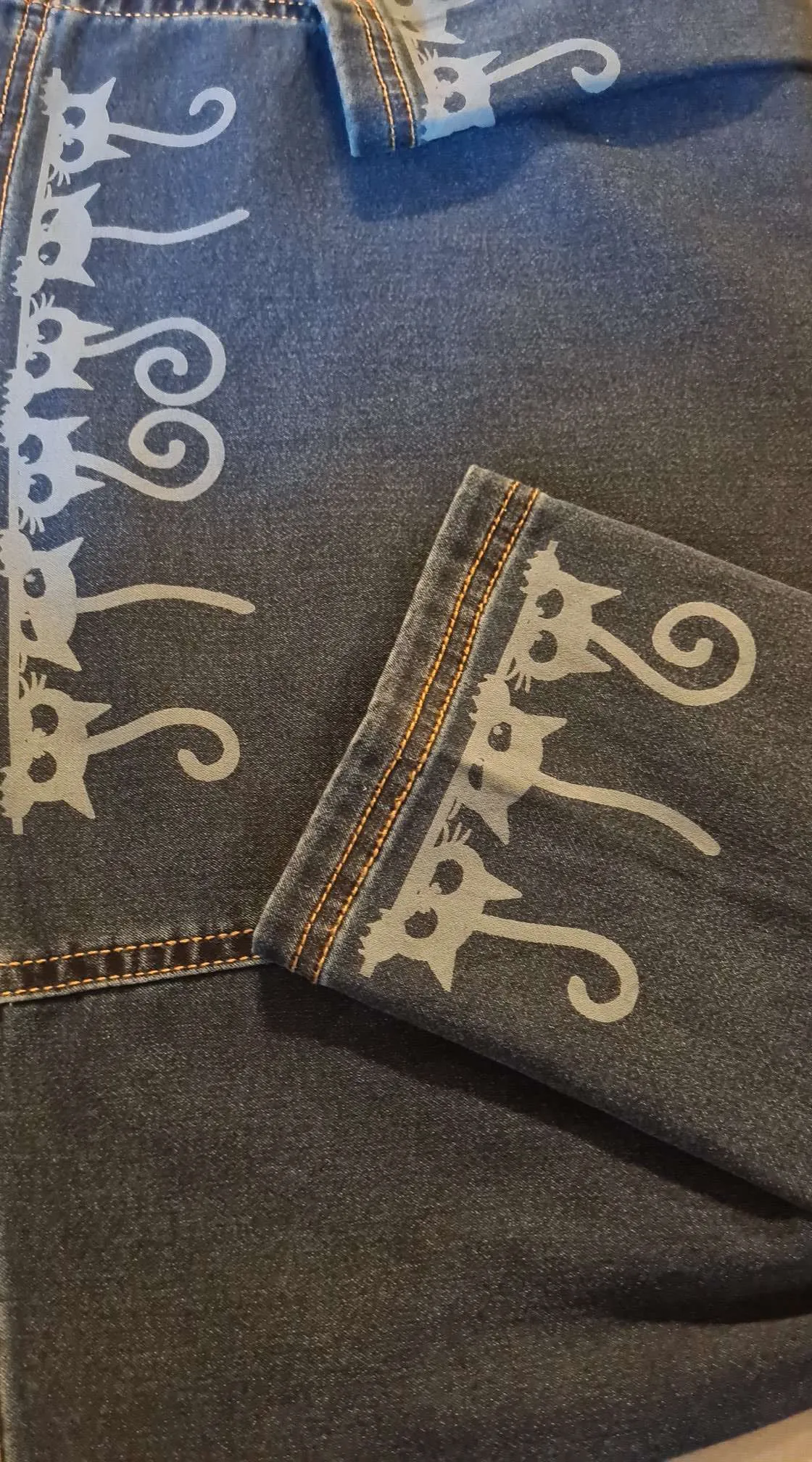 Engraving on denim / jeans image 1