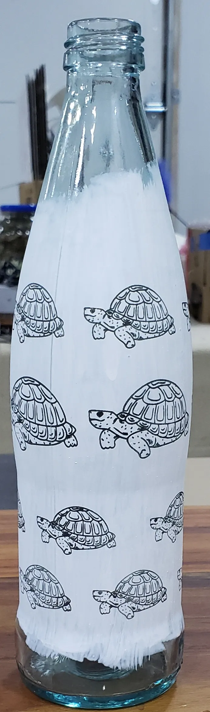Cat Bottle, Turtle Bottle-Step1 Mix TiO2 solution and Coat the bottle with four coats-1