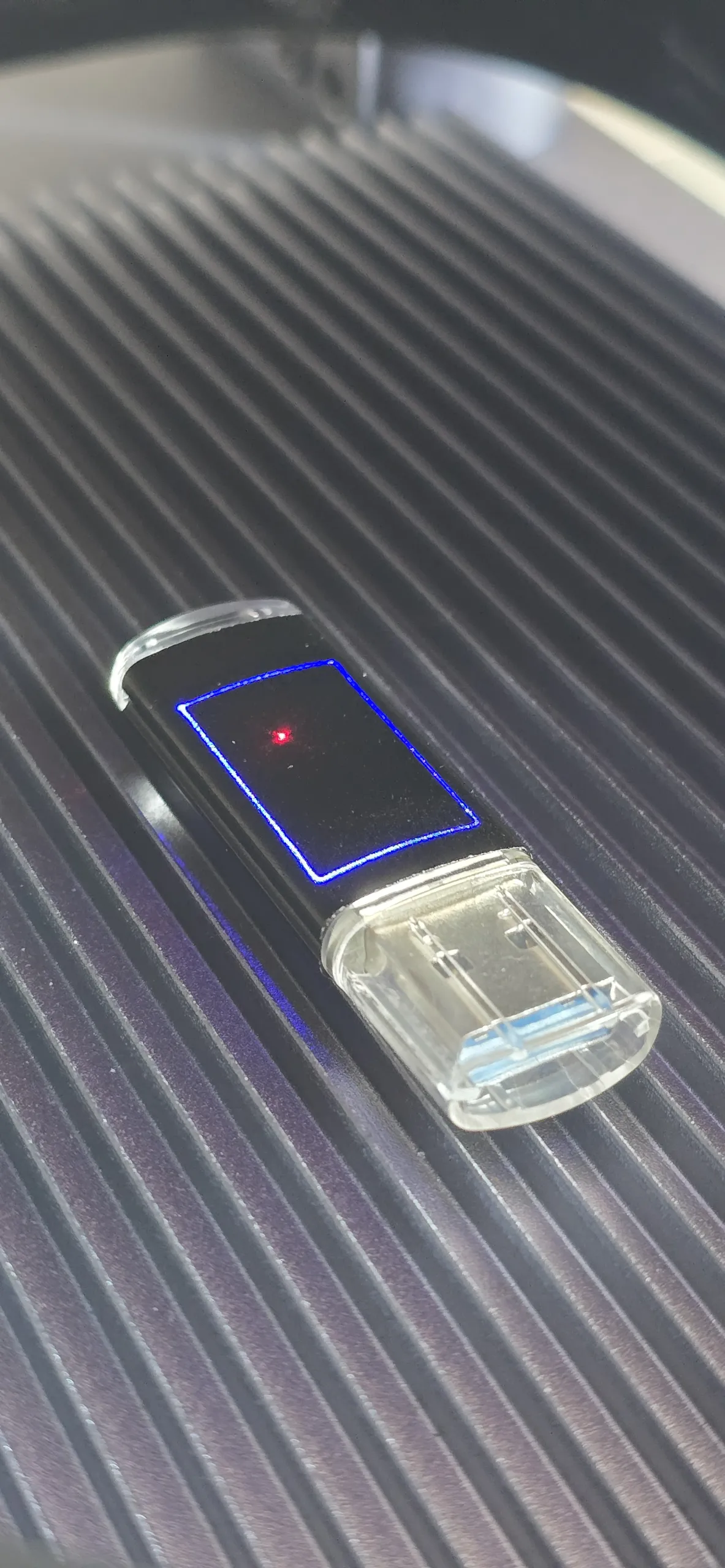 Engraved My LaserPecker USB Drive - Where I Keep All My Projects-Step2 Place and align the USB Drive properly on the base of your LaserPecker-1