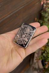 Lighter Skulls thumbnail 2