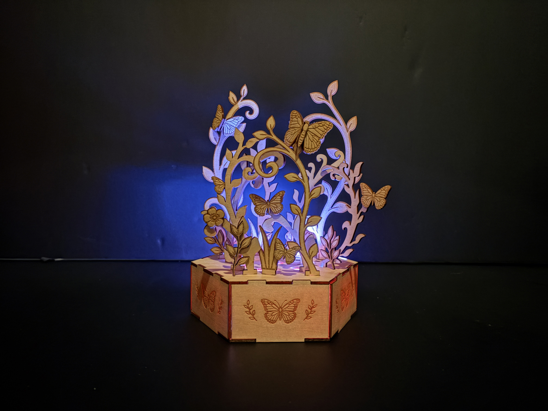 Butterfly Garden Light image 2